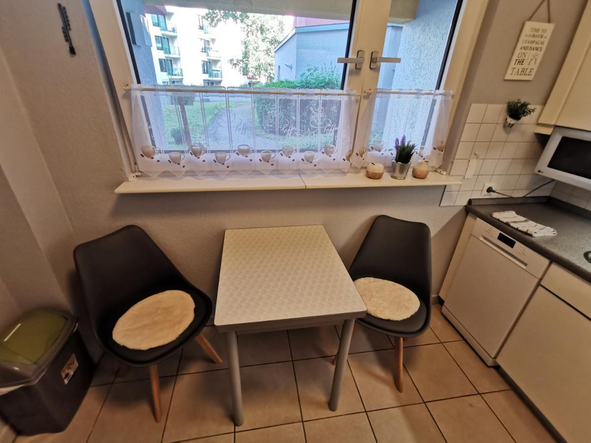 Schoene 3-Zimmer Erdgeschosswohnung Am Bergpark,Unesco,Therme,Train, Wilhelmshoeher Allee 329 Kassel Exteriör bild